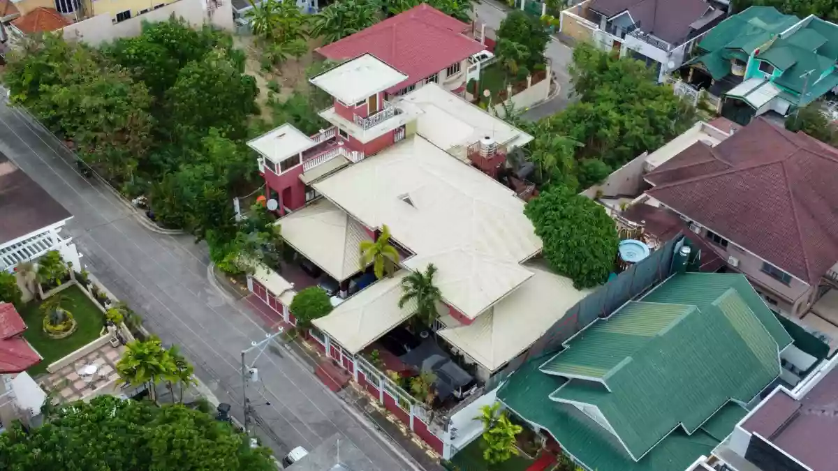 Rush sale 4 storey house and lot with seaview in Talisay City — House and Lot in Cebu, Philippines — Photo 6