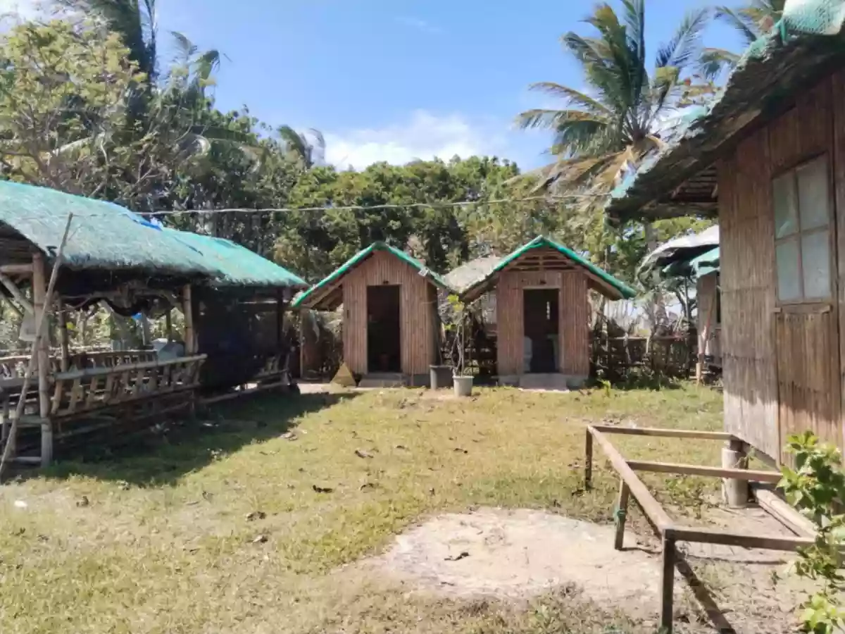Open photo 18 of 20 — Beach Lot/White Sand Beach 