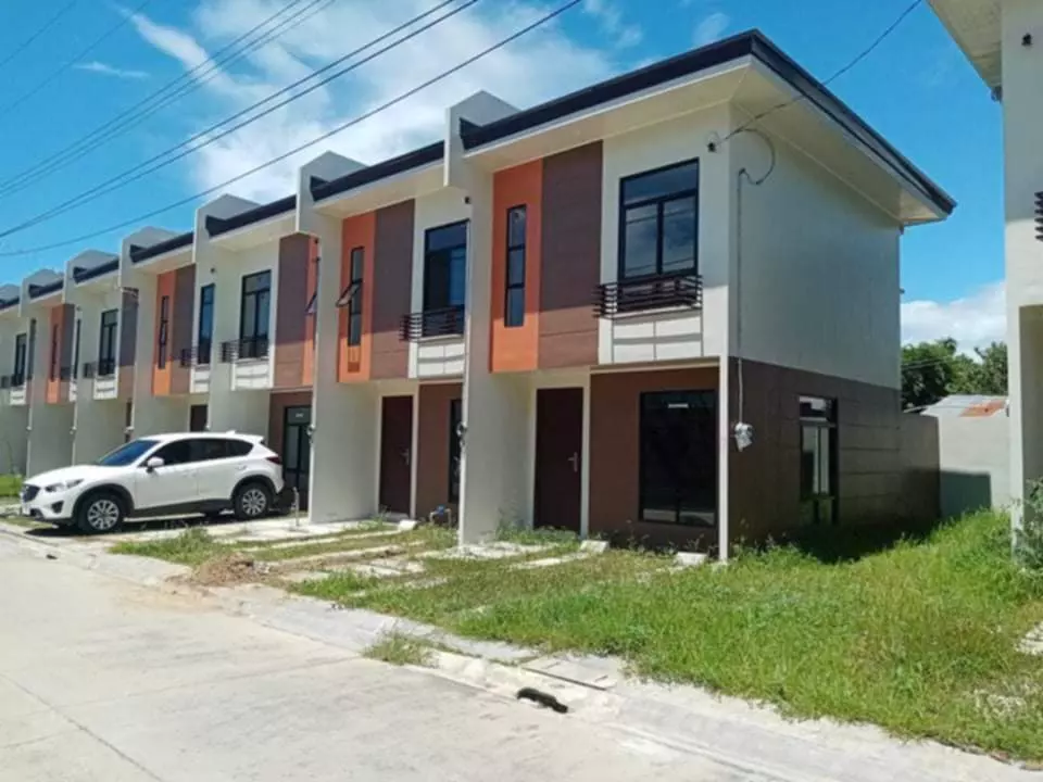 89900 — Townhouse in Talomo, Davao City, Davao del Sur — Photo 2