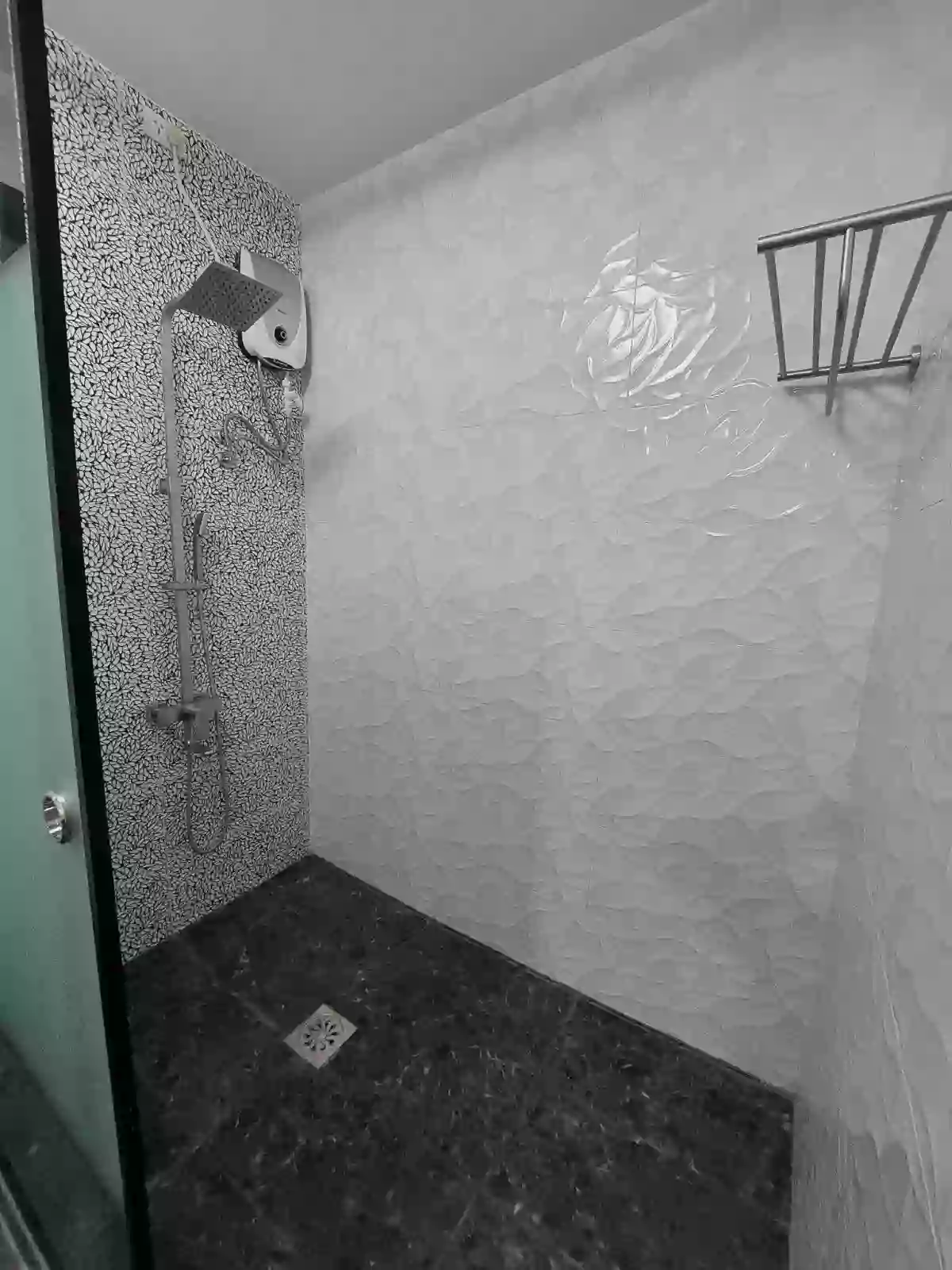 Open photo 14 of 18 — 2 Storey Oberlooking Modern Mountain Home and Lot FOR SALE