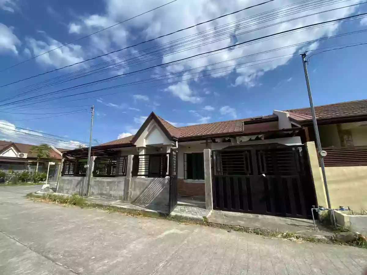 Agan metro house and lot for sale — House and Lot in Arradaza Street, General Santos City, South Cotabato — Photo 2