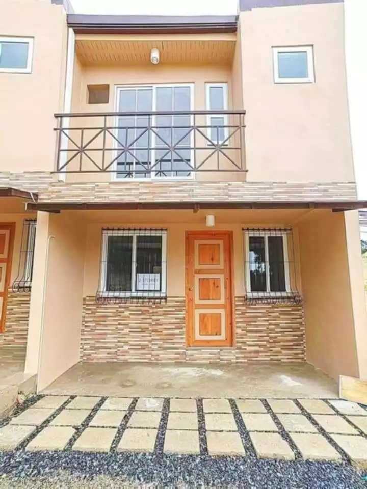 FOR ASSUME AT DEO RESIDENCES — Townhouse in Deo Homes Sacsac, Consolacion, Cebu — Photo 5