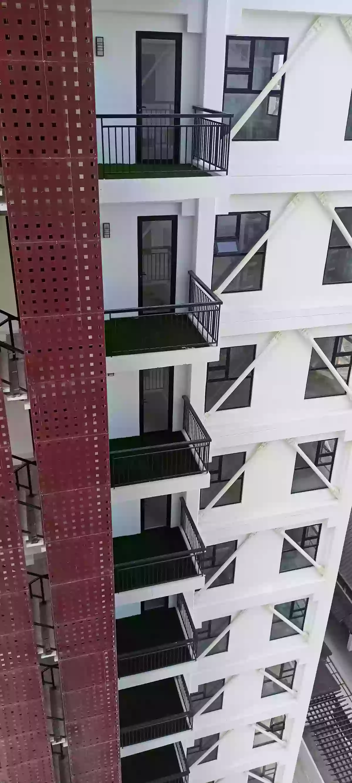 2Bedroom Finished Unit Rush For Assume  Ocean Crest Mactan — 2 Bedrooms in Mactan Lapu-Lapu City — Photo 6