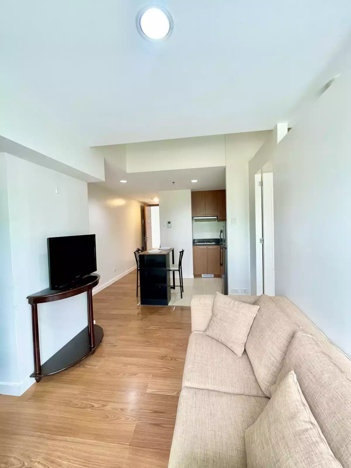 Marco Polo Unit For Sale — 1 Bedroom in Cebu City, Central Visayas, Philippines — Photo 2