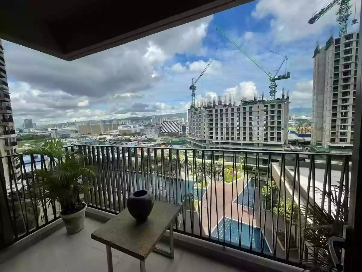 EMERGENCY SALE 2-BR MANDANI BAY SUITES