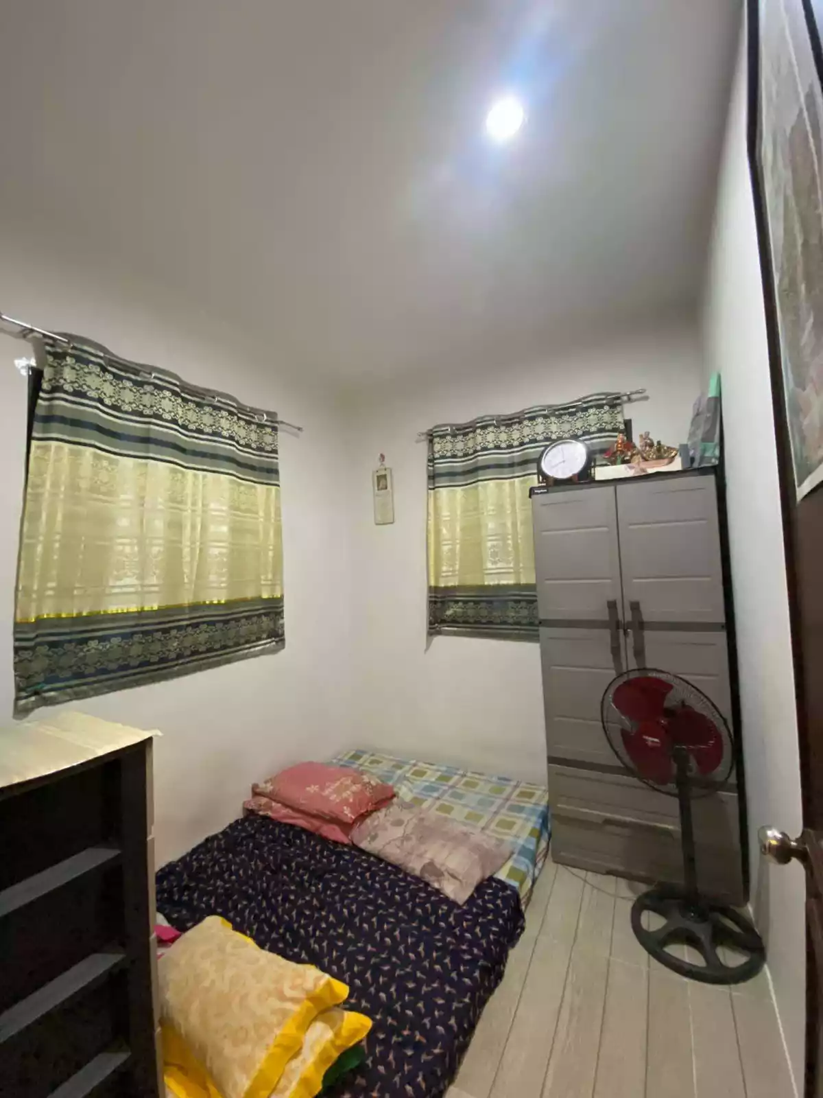 SINGLE ATTACH HOUSE AND LOT FOR SALE IN SERENIS SOUTH — House and Lot in Mohon Road, Talisay, Cebu — Photo 3