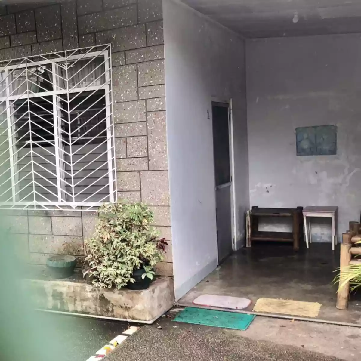 HOUSE AND LOT in prime location at Liboton — House and Lot in Naga City, Camarines Sur, Philippines — Photo 3