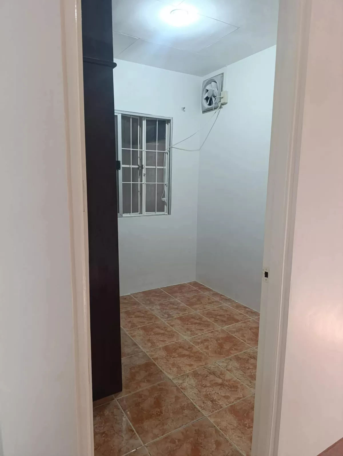 House and lot bungalow — House and Lot in Glen E3, Savannah Main Road, Subd — Photo 3