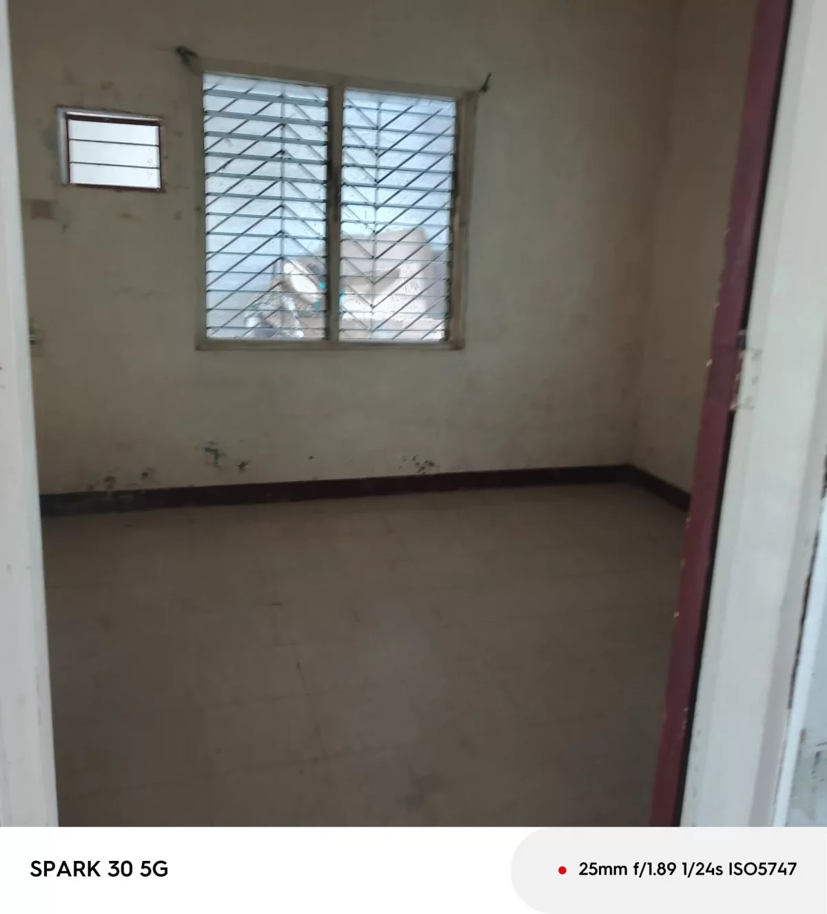 Open photo 11 of 17 — HOUSE AND LOT in prime location at Liboton