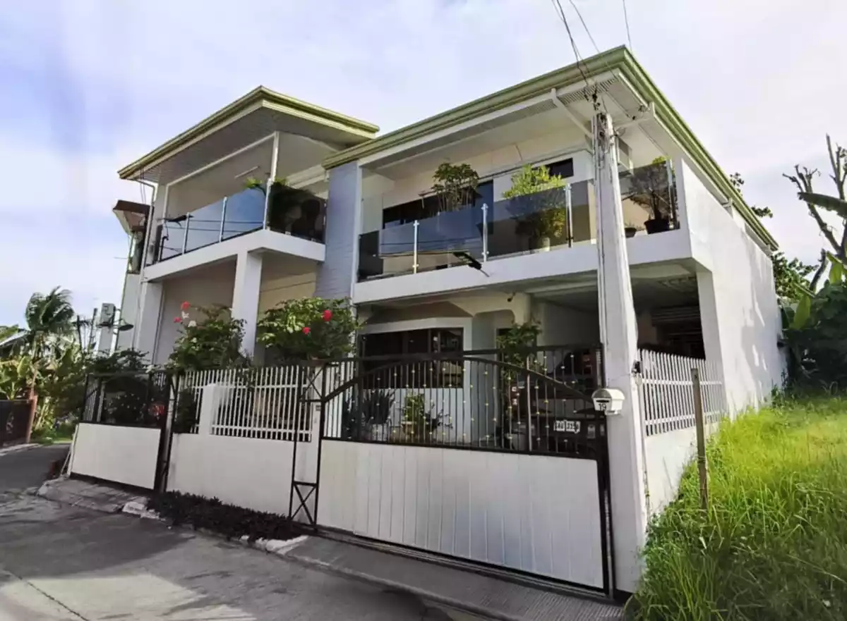 House and lot for sale in Banawa Cebu City — House and Lot in Cebu City, Cebu, Philippines — Photo 2