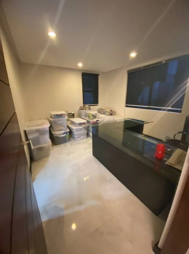 Open photo 25 of 61 — Maria Luisa House for Sale