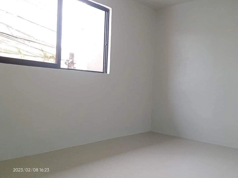 FOR SALE HOUSE AND LOT IN GENESIS SUBDIVISION, BASAK, LAPU-LAPU — House and Lot in Lapu-Lapu City, Cebu, Philippines — Photo 3