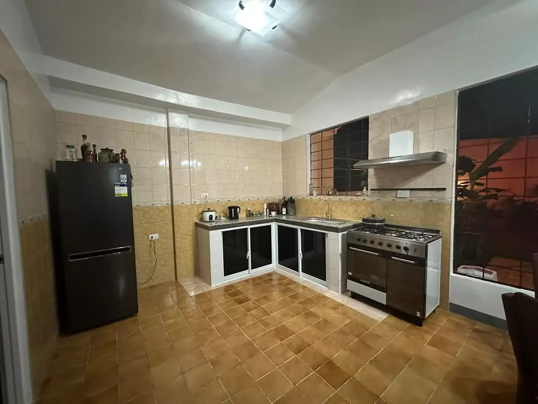 Open photo 19 of 20 — HOUSE & LOT @ FLORES VILLAGE FULLY FURNISHED