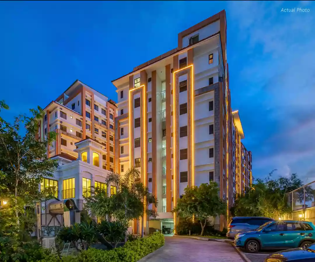 Spacious Studio Deluxe in Paseo Verde Real at Las Pinas — Studio in C-5, Las Piñas, Metro Manila — Photo 6