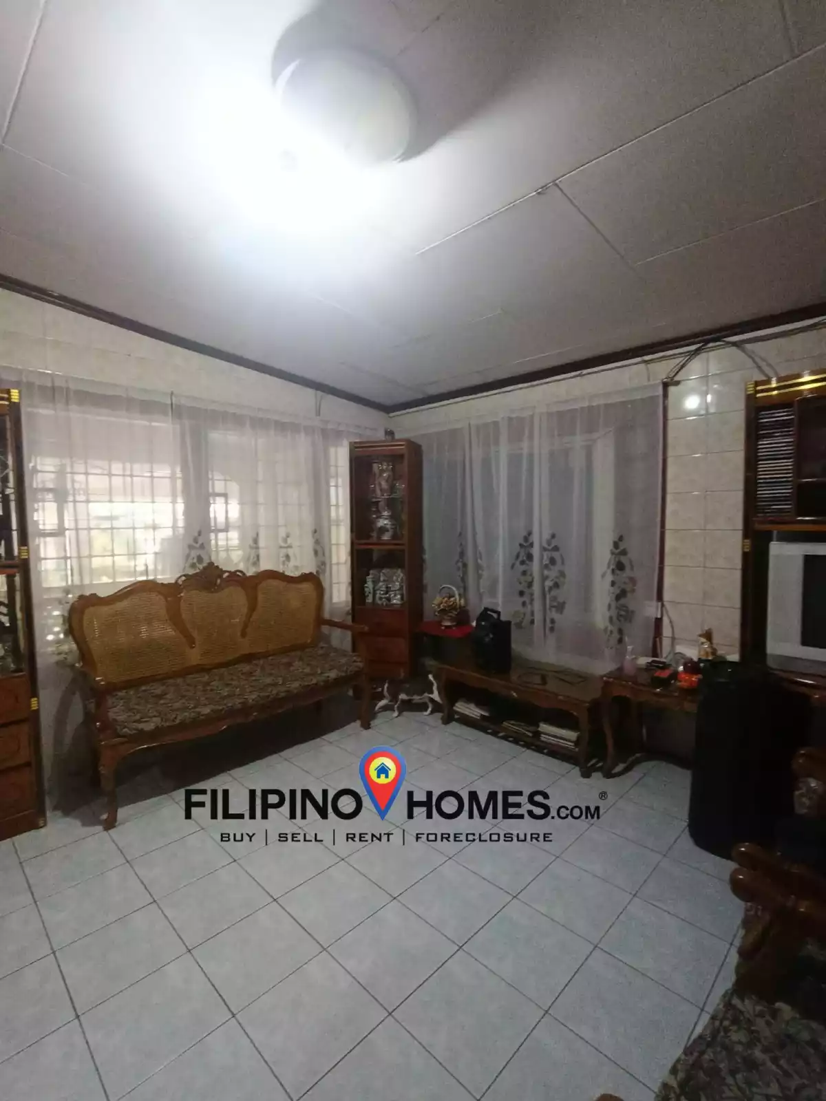 House and Lot for Sale !!! — House and Lot in Naga City, Camarines Sur, Philippines — Photo 3