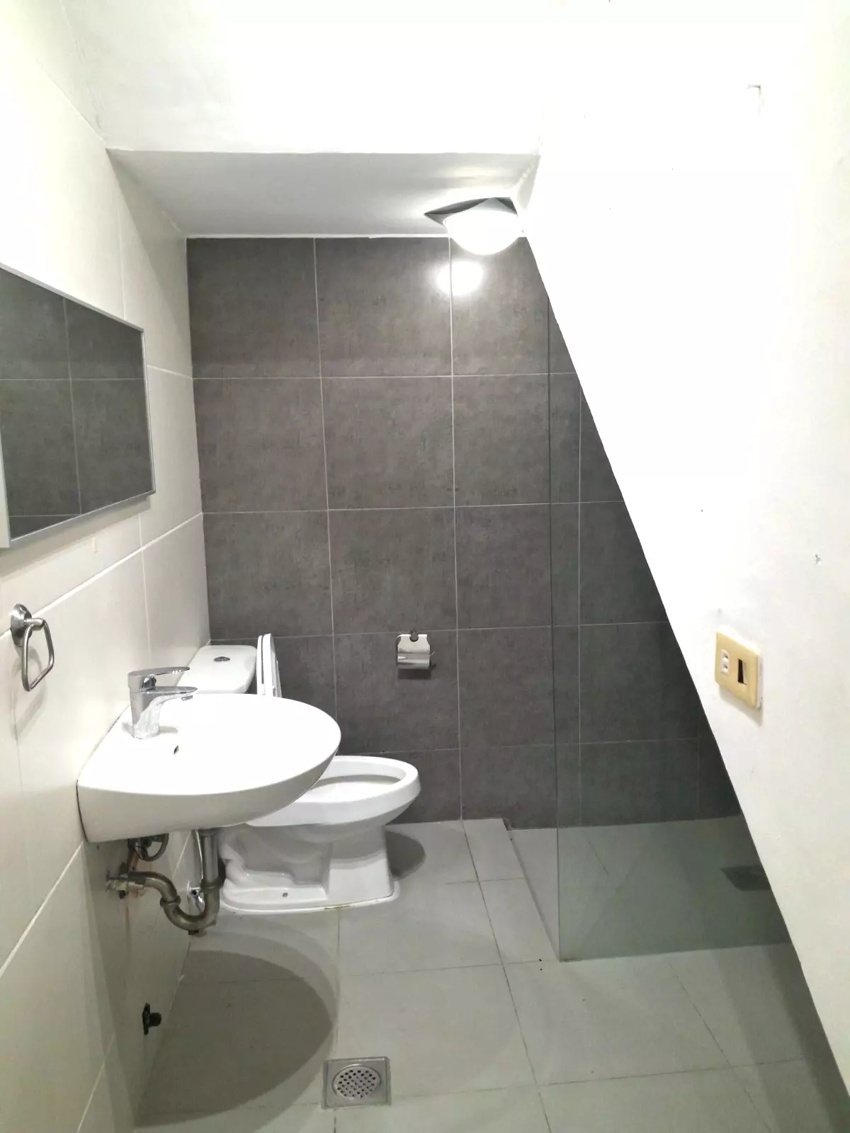 Townhouse for Sale - South Hills Subdivision in Tisa, Cebu City — Townhouse in Cebu City, Cebu, Philippines — Photo 4