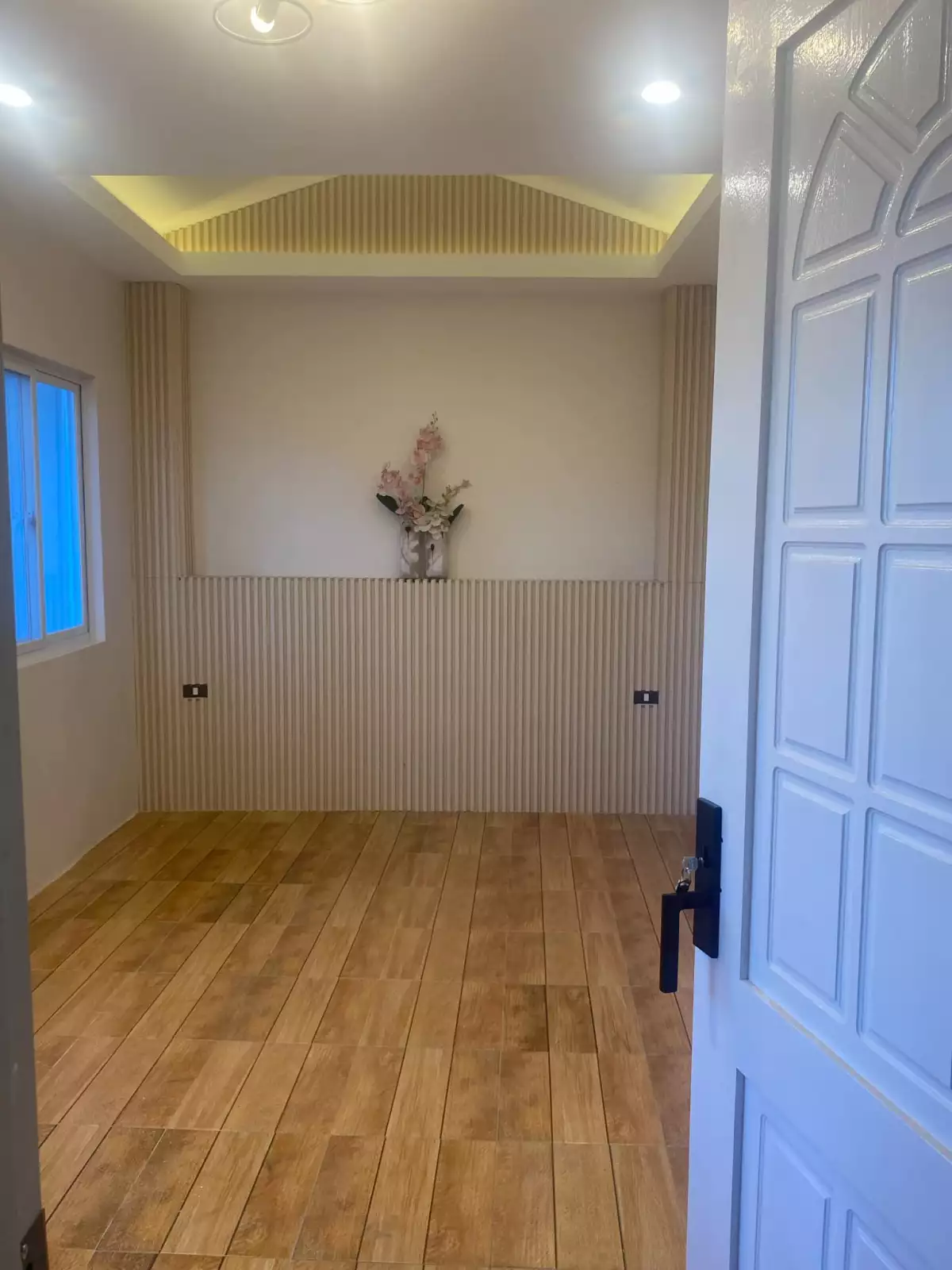 Open photo 13 of 16 — RFO HOUSE & LOT IN CORONA DEL MAR (BEACHFRONT SUBD) POOC TALISAY