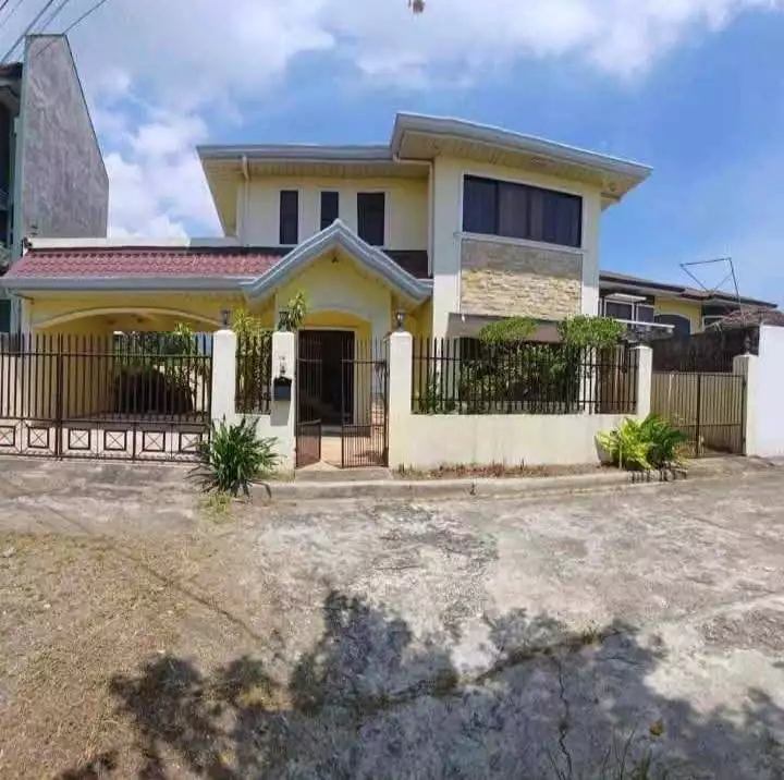 HOUSE and LOT FOR SALE in Lapu Lapu for only 8.8M with 5 bedrooms — House and Lot in Lapu-Lapu City, Cebu, Philippines — Photo 6