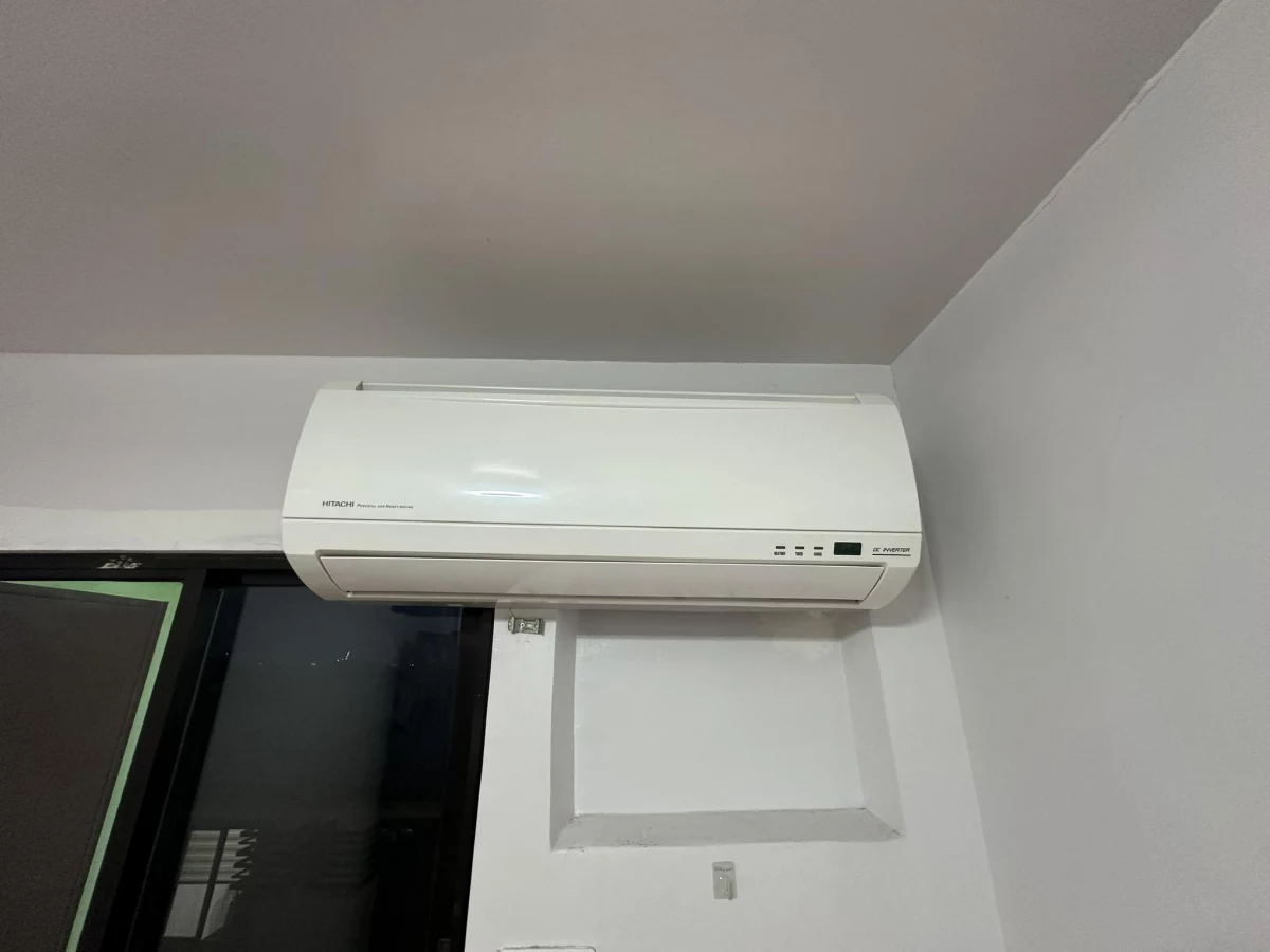 Open photo 13 of 14 — RUSH ASSUME: 2 BEDROOM CONDO UNIT WITH BALCONY