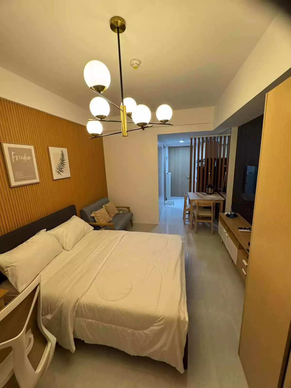FULLY-FURNISHED NEWLY TURN-OVER STUDIO UNIT FOR RENT