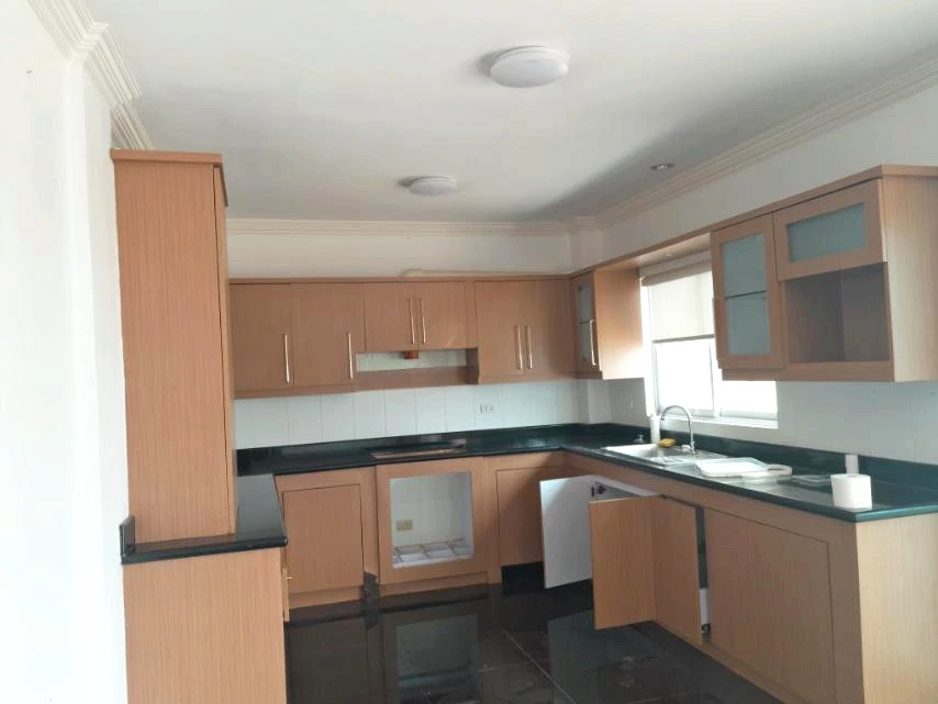 Townhouse for Sale - South Hills Subdivision in Tisa, Cebu City — Townhouse in Cebu City, Cebu, Philippines — Photo 3