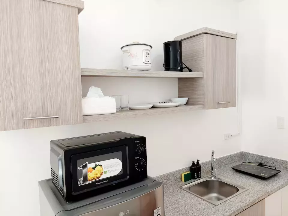 Stylish & Affordable Studio Unit for Rent at Tunghaan, Minglanilla, Cebu — Studio in Minglanilla, Cebu, Philippines — Photo 7
