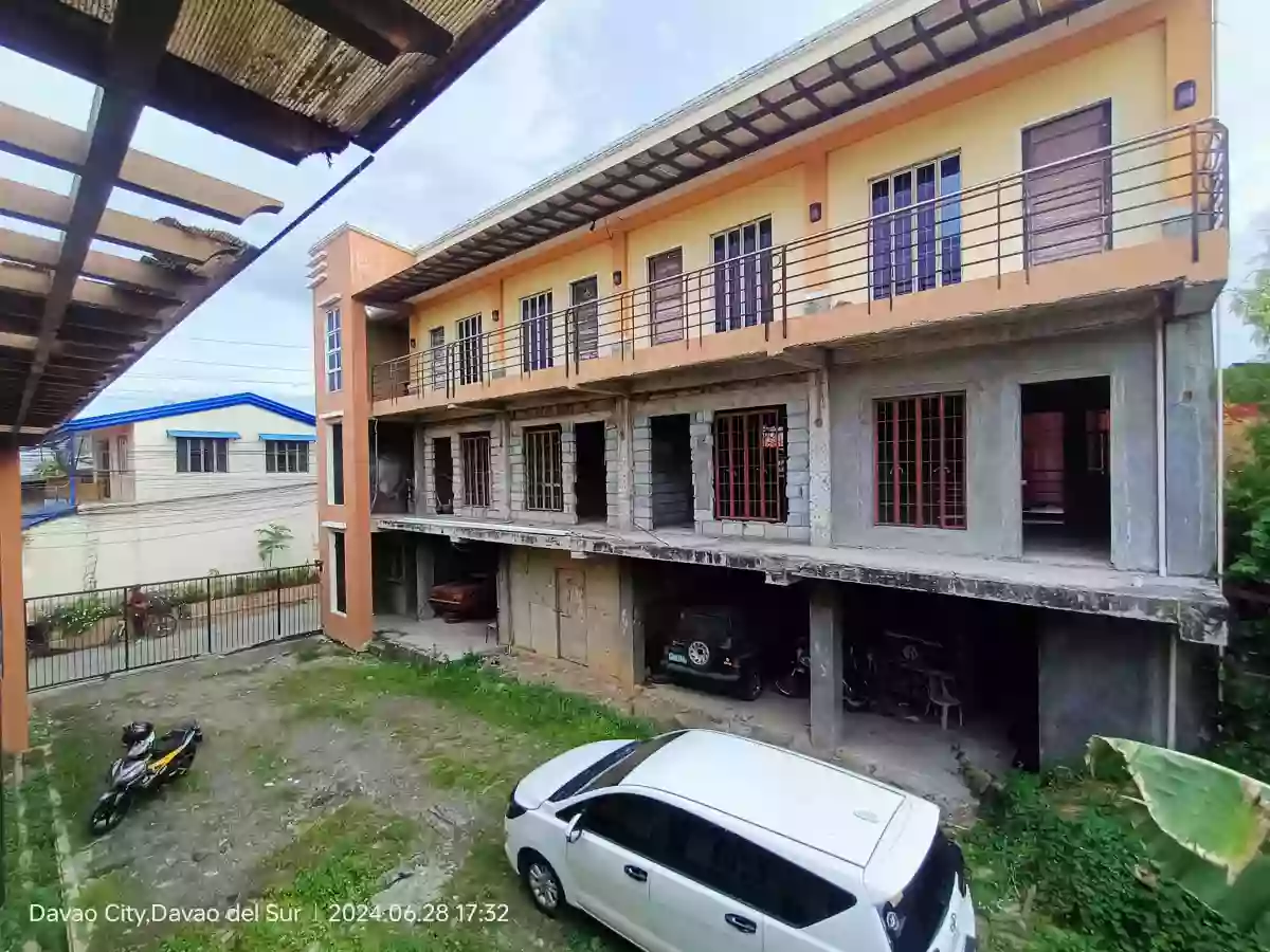 Prime Property for Sale: Perfect Investment for Rental Income Seekers — Building in Bajada, Davao City, Davao del Sur — Photo 4