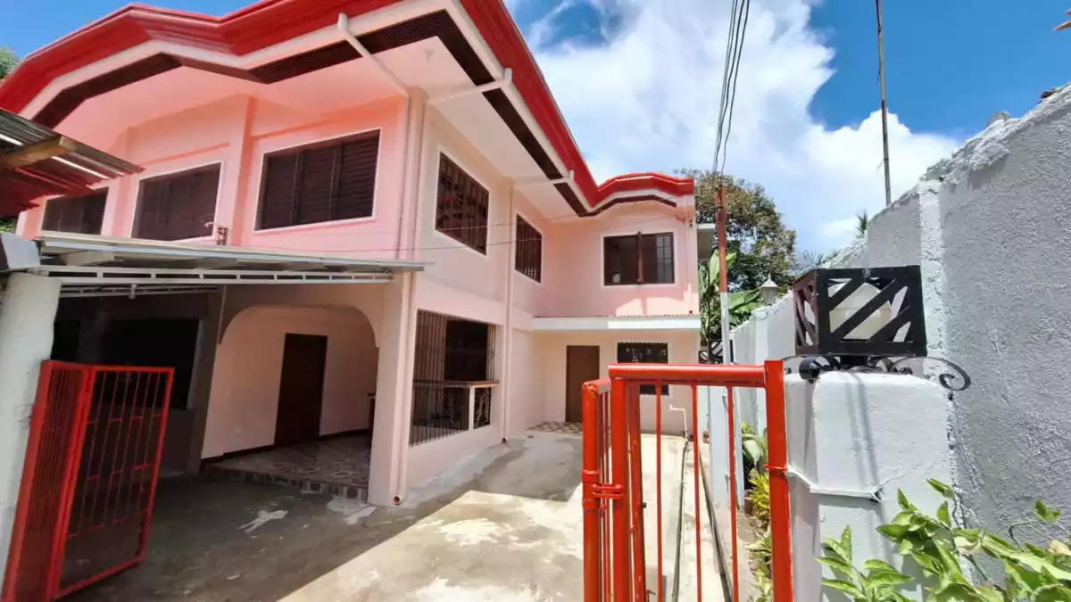 Beautiful house and Lot in Carcar