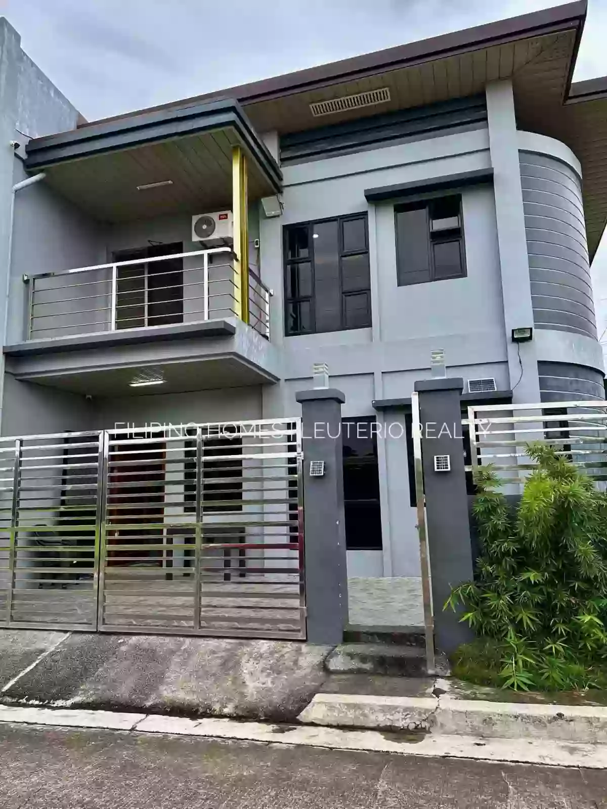 Open photo 30 of 40 — House and Lot For Sale