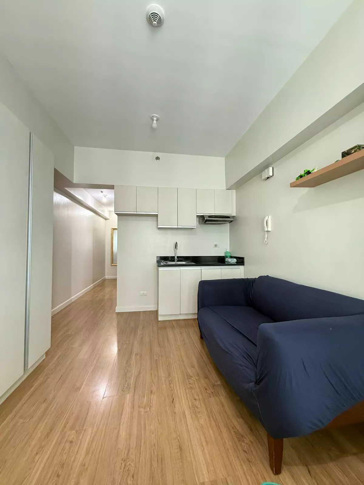 Open photo 14 of 20 — STUDIO WITH PARKING IN SOLINEA TOWER 2