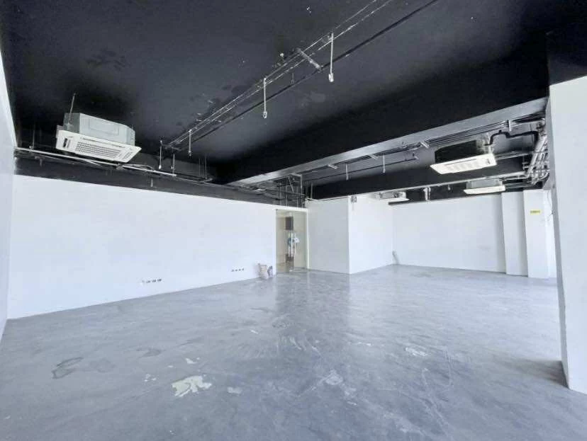 93.07 Sqm. Office Space FOR RENT In Cebu Business Park