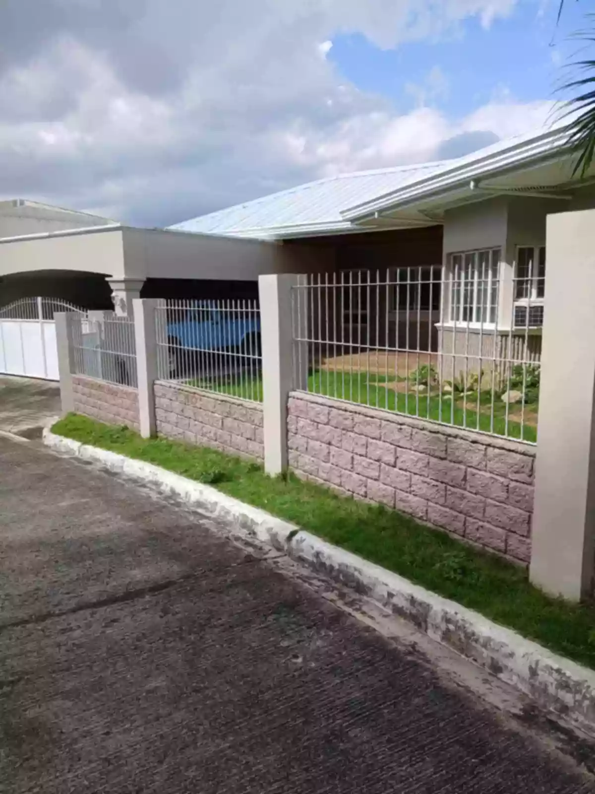 House and Lot for sale — House and Lot in Cebu City, Cebu, Philippines — Photo 3