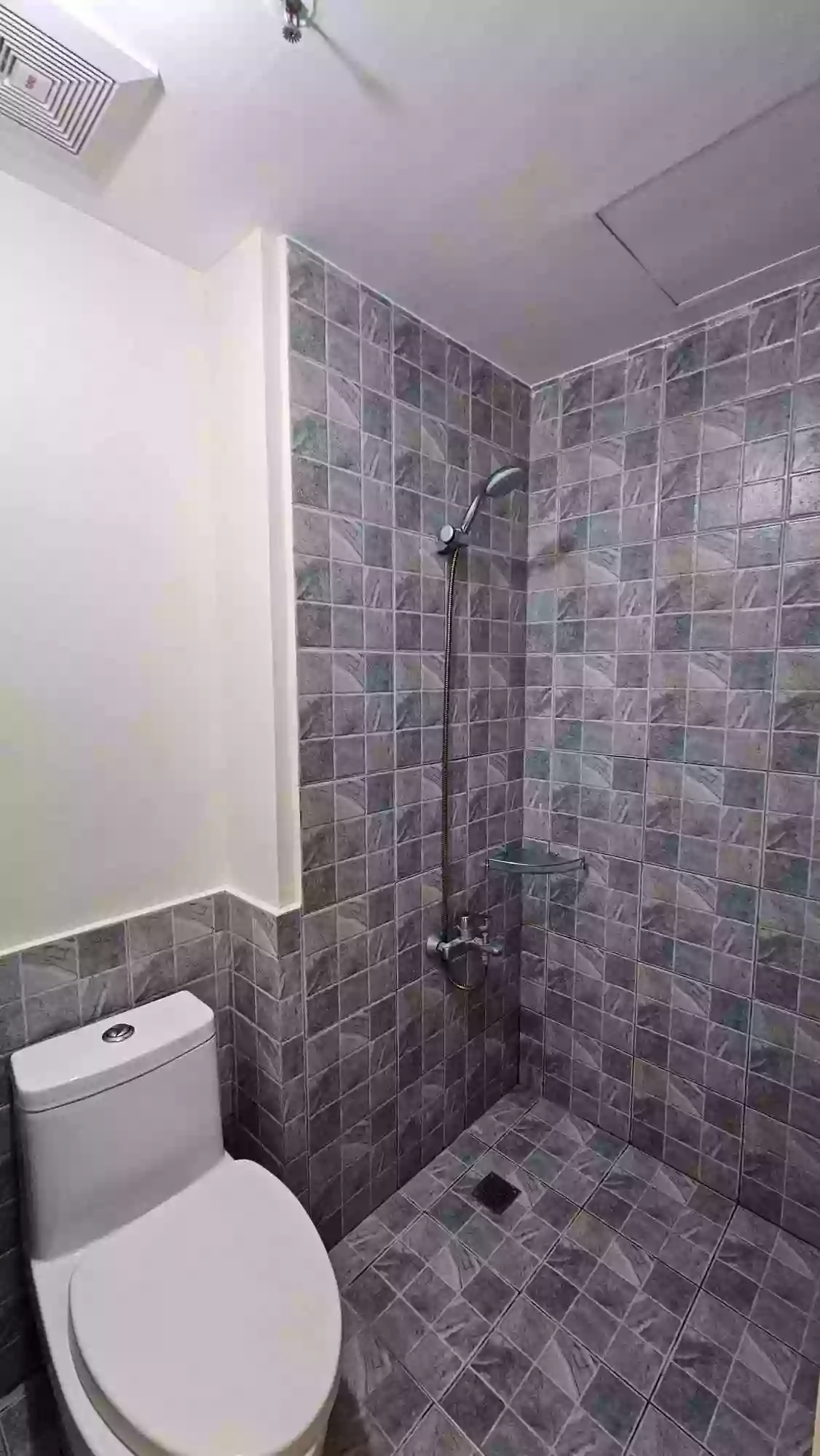 SACRIFICE SALE STUDIO UNIT IN GRAND RESIDENCES NORTH TOWERA with golf course view