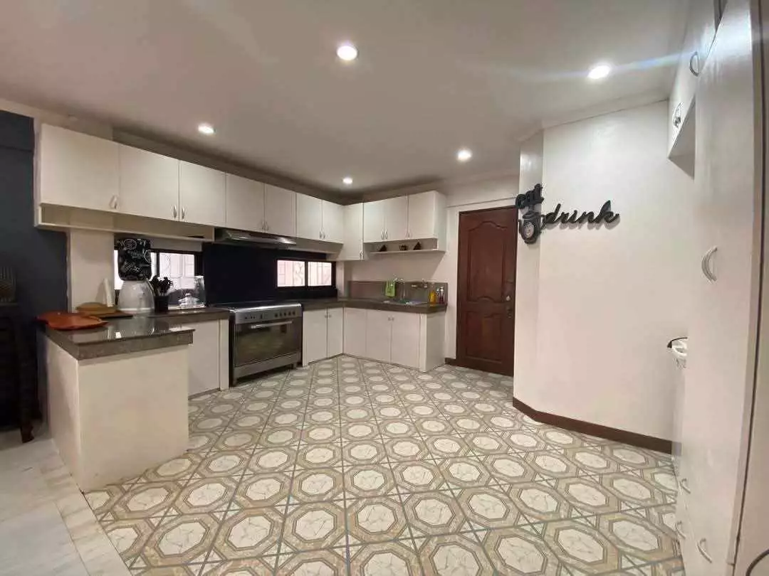Income Generating House — House and Lot in Cebu City, Cebu, Philippines — Photo 4