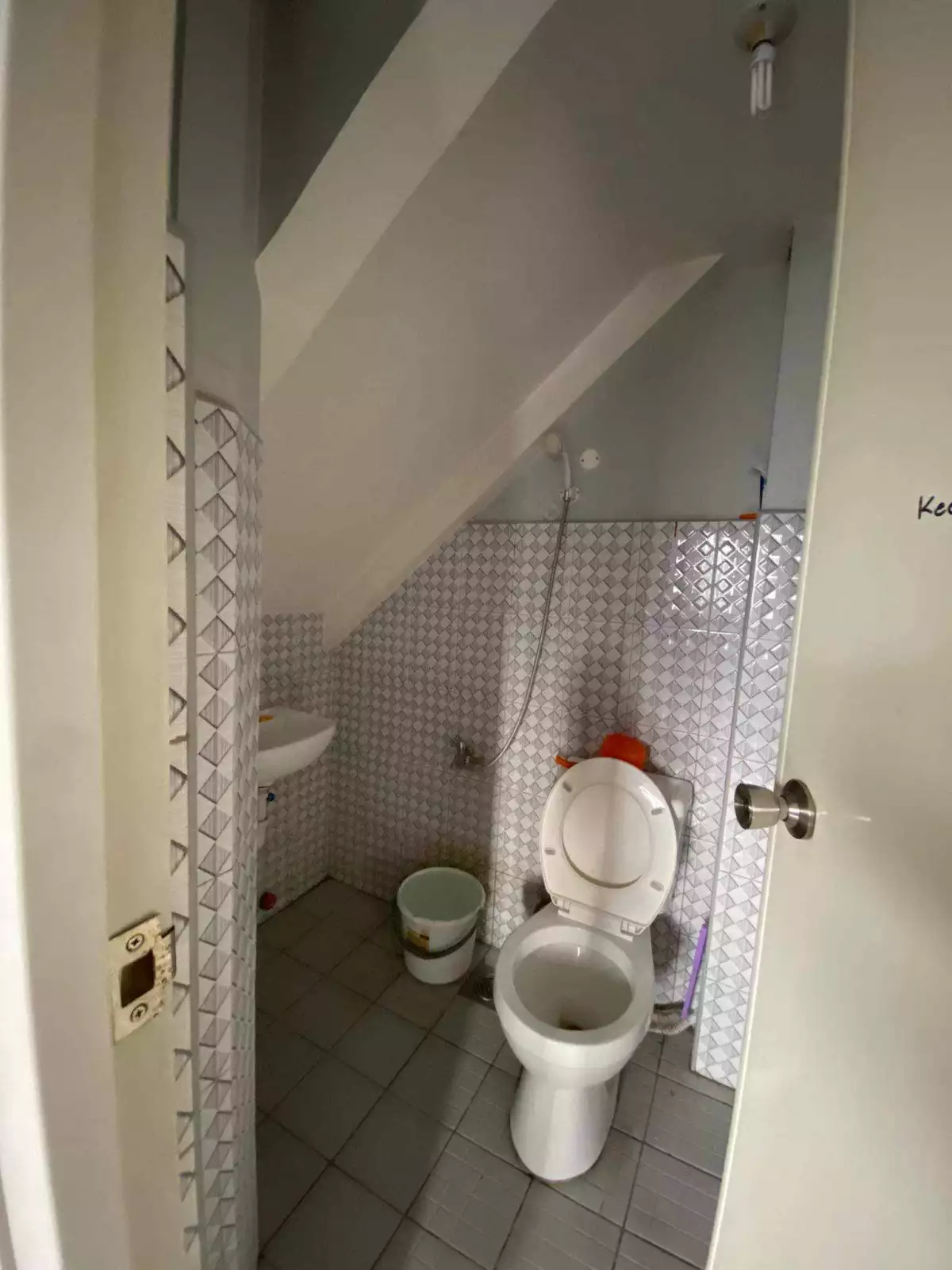 Open photo 12 of 20 — COMMERCIAL BUILDING