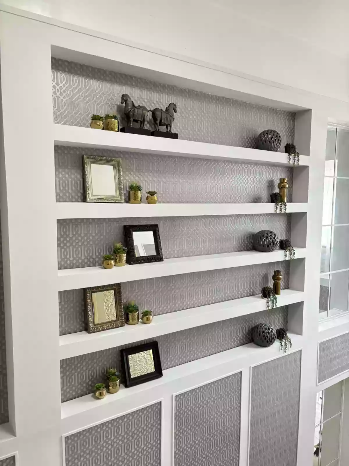 Open photo 14 of 20 — For Rent 2 Bedroom Fully Furnished Townhouse Condominium Unit