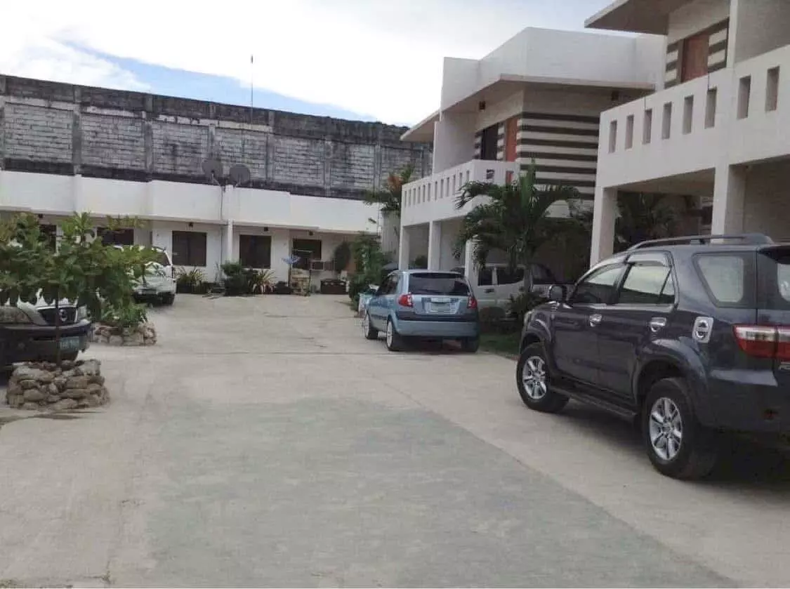 FOR SALE: FULLY OCCUPIED APARTMENT WITH SOLAR PANEL — Apartment in Mandaue City, Cebu, Philippines — Photo 6