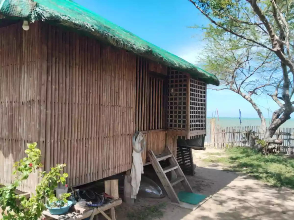 Open photo 19 of 20 — Beach Lot/White Sand Beach 