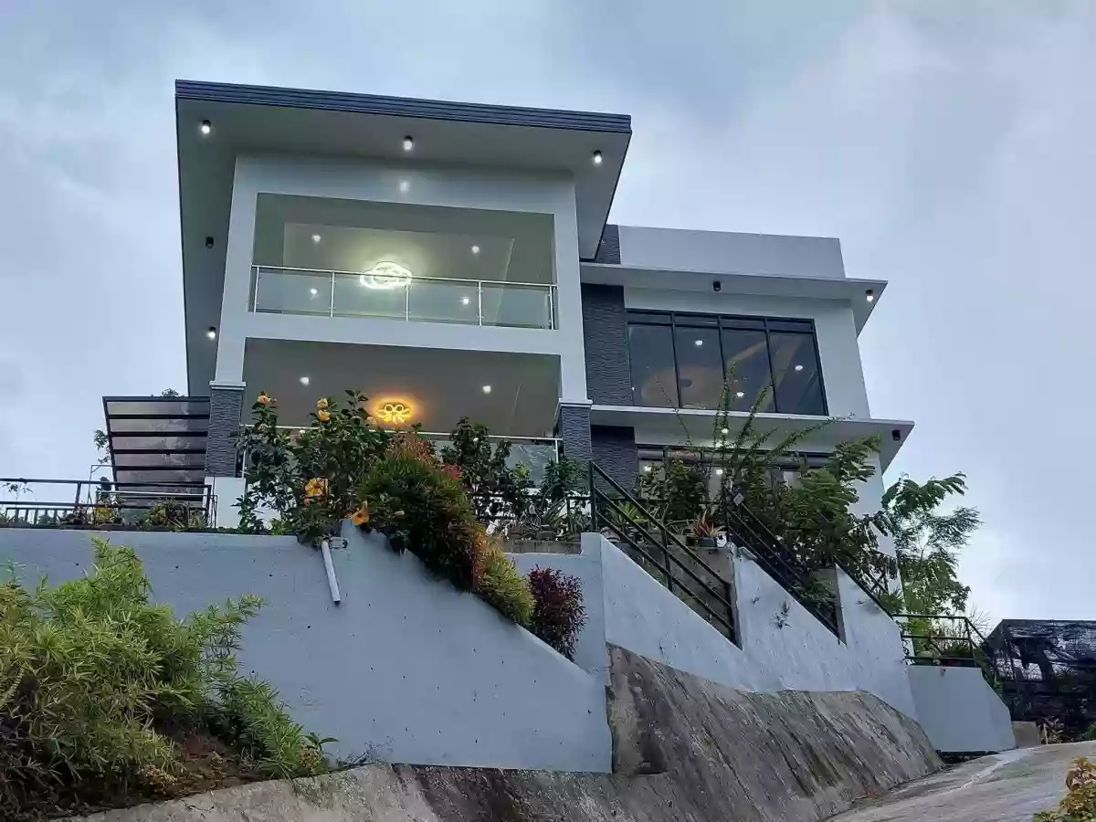 2 Storey Oberlooking Modern Mountain Home and Lot FOR SALE — House and Lot in Cebu, Philippines — Photo 2