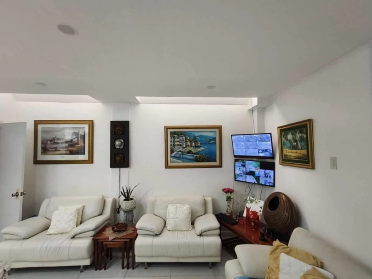 Open photo 13 of 25 — House and lot for sale in Banawa Cebu City