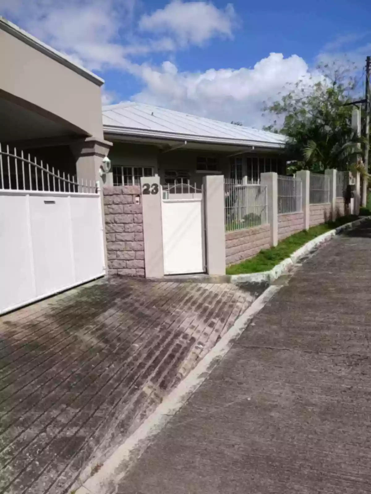 House and Lot for sale — House and Lot in Cebu City, Cebu, Philippines — Photo 2