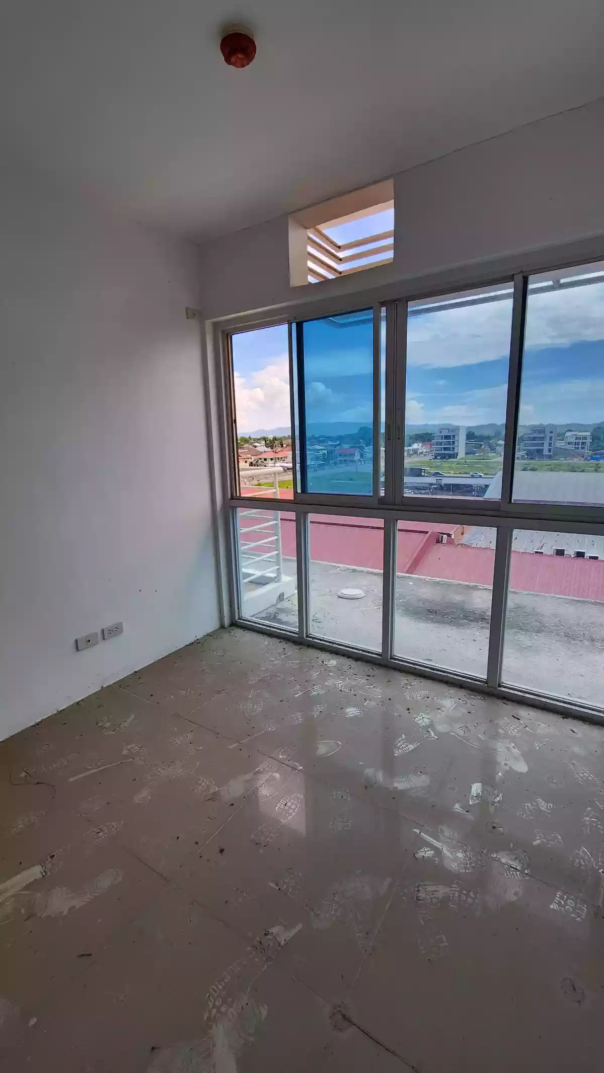 Open photo 16 of 18 — Studio Type Condo for Sale