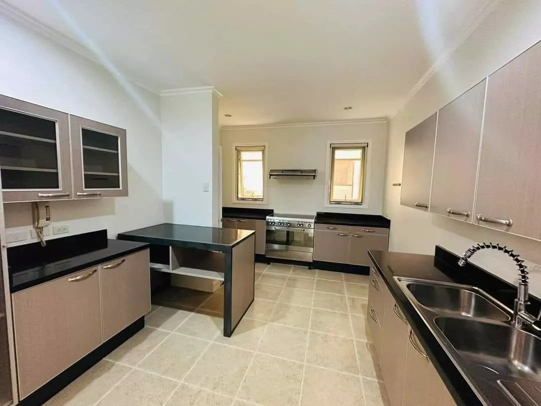 MARIA LUISA HOUSE AND LOT — House and Lot in Cebu City, Cebu, Philippines — Photo 4