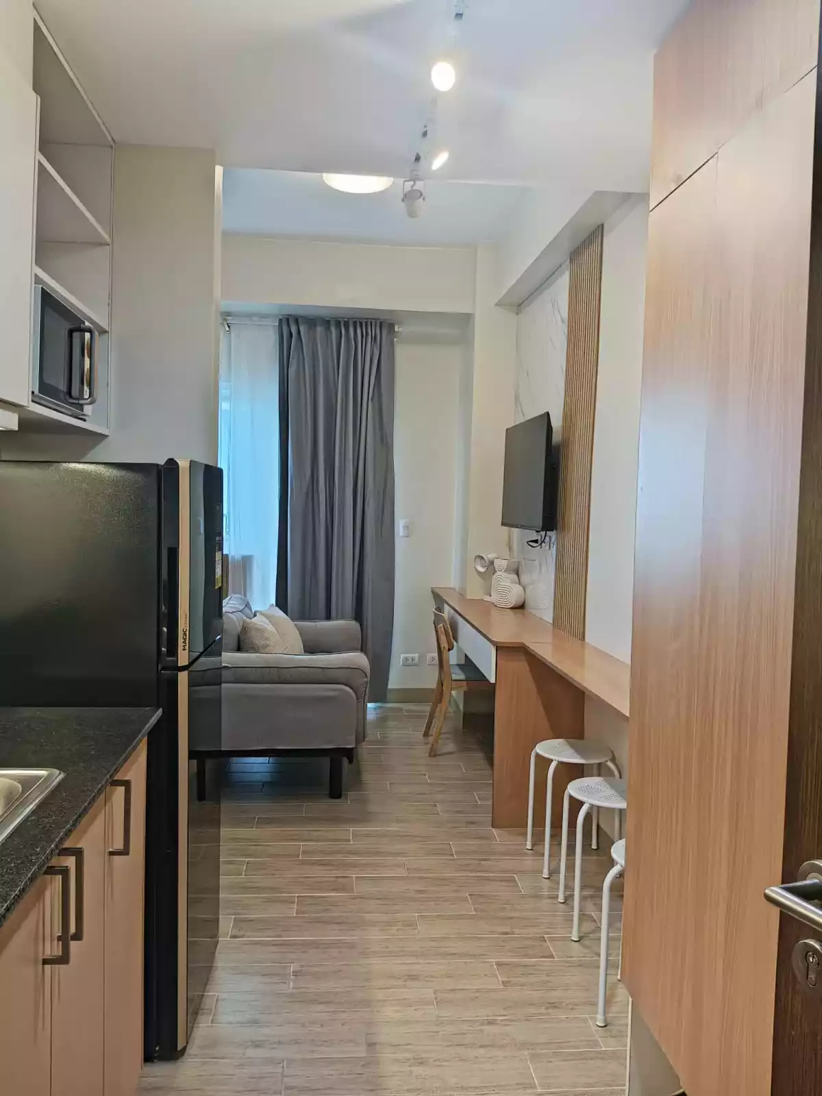 Studio Unit in Iloilo Megaworld — Studio in Iloilo City — Photo 2