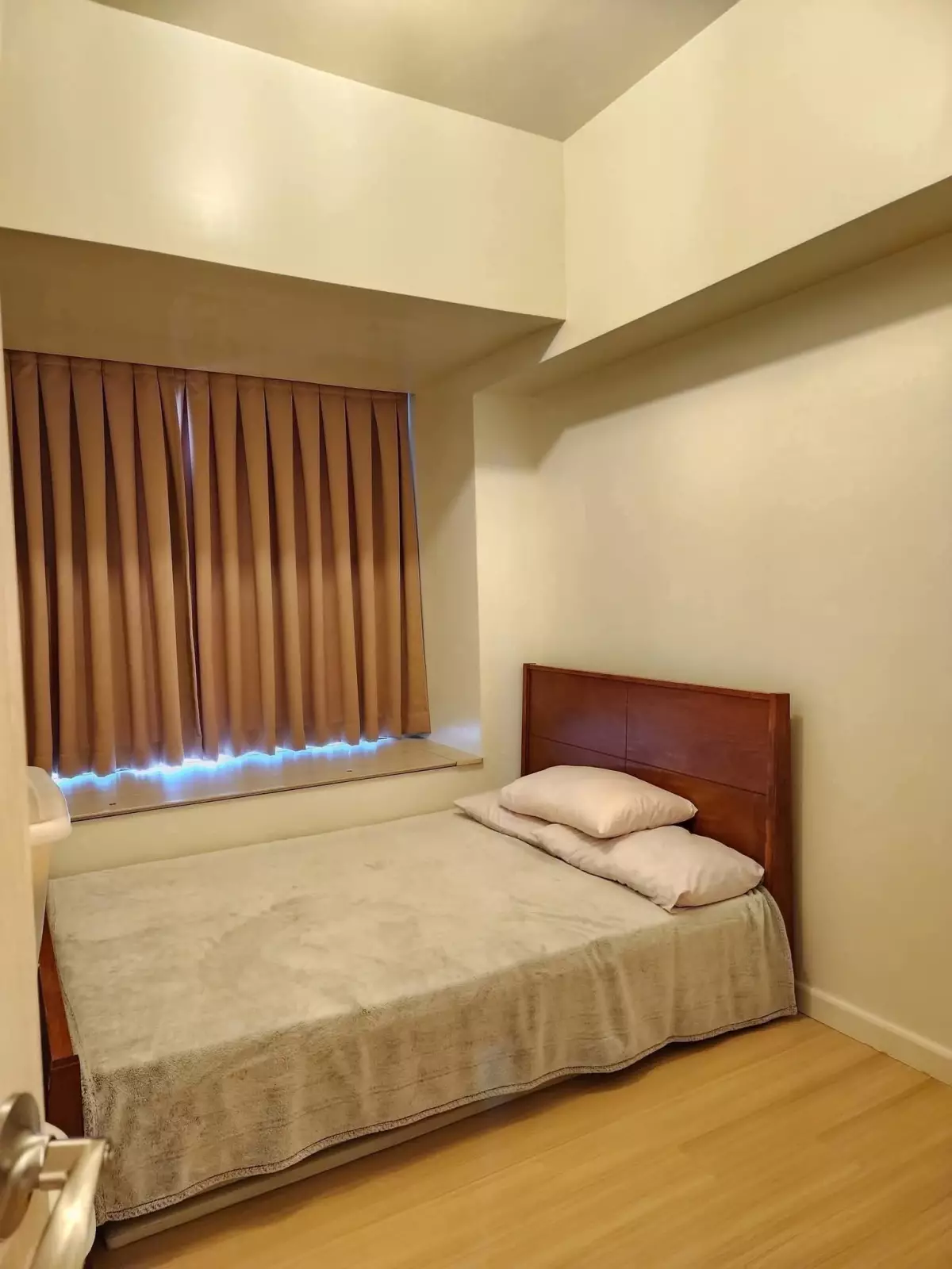 Mandani Bay Condominium for RENT