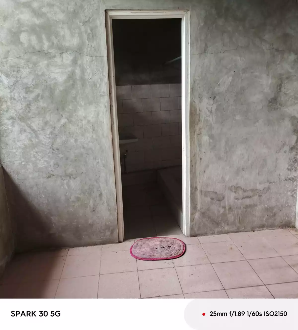 Open photo 14 of 17 — HOUSE AND LOT in prime location at Liboton