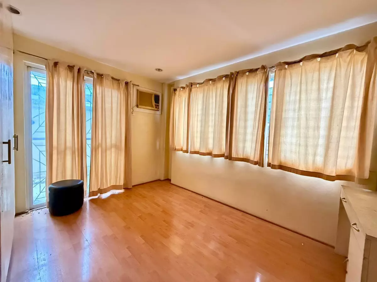 House For Sale near Paseo Arcenas Banawa — House and Lot in R. Arcenas Street, Cebu City, Cebu — Photo 6