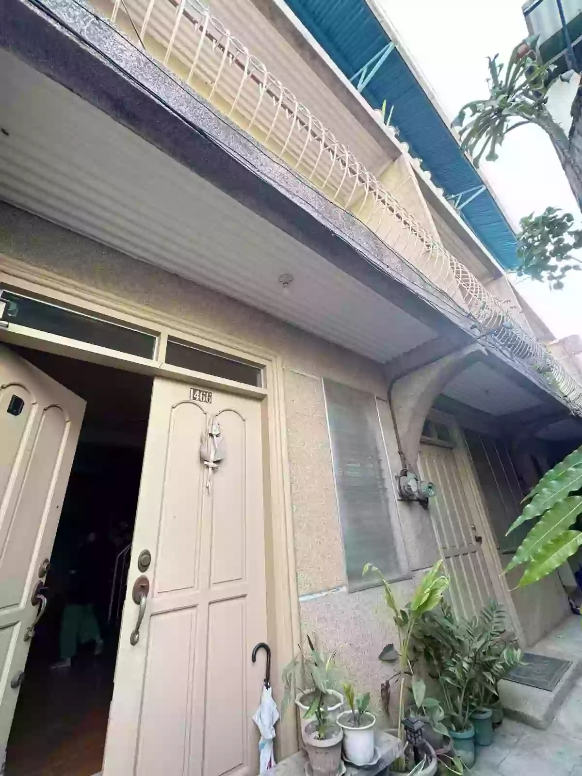 3- Story House and Lot For Sale — House and Lot in Philippines — Photo 2