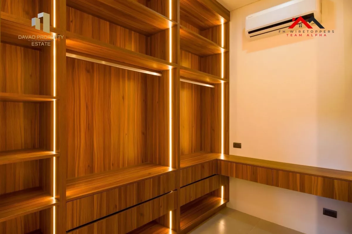 Open photo 12 of 20 — Modern Japanese-inspired architecture Brand New house and lot for sale.