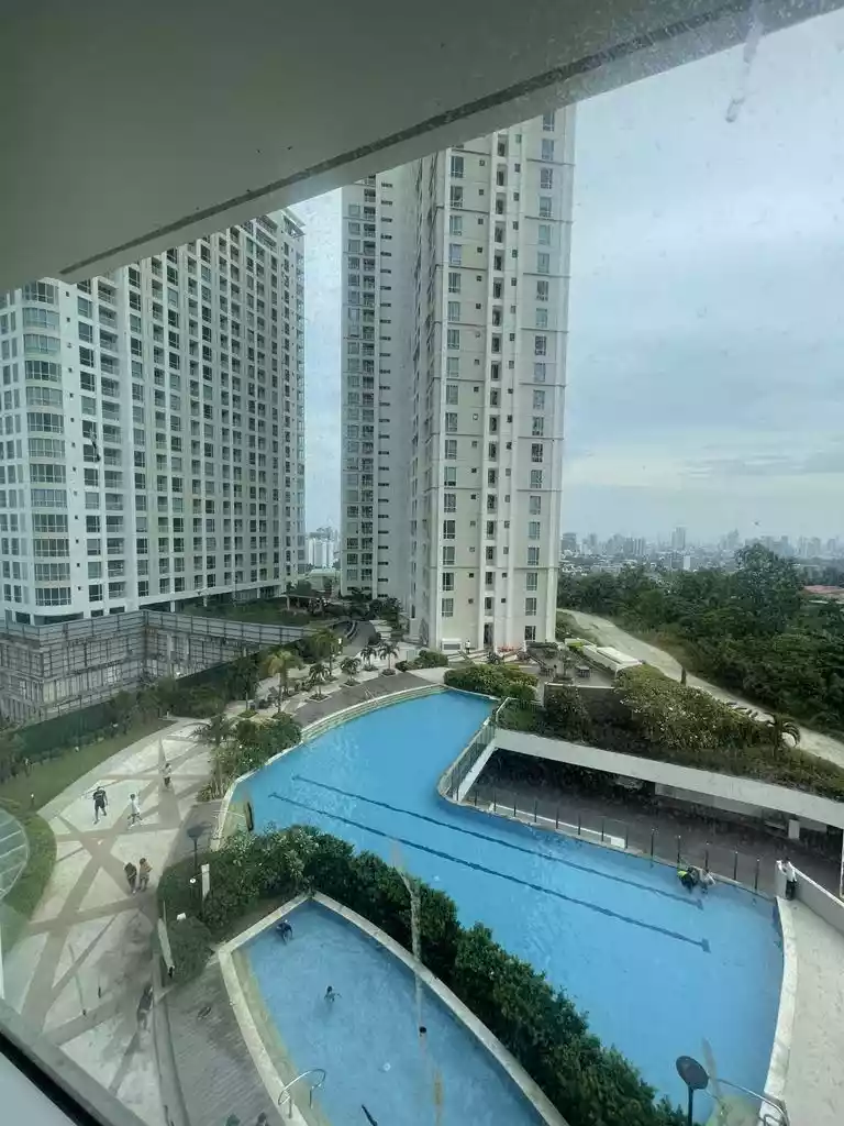 Rush Sale Furnished Condo Unit with Own Parking Space for Sale at Marco Polo Residences, Cebu City — 1 Bedroom in Cebu City, Central Visayas, Philippines — Photo 3